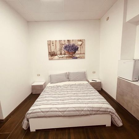 Maura'S B&B 갈라라테 외부 사진